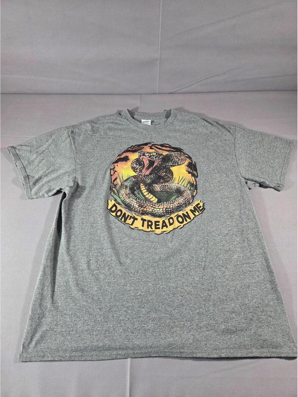 Vintage Delta Pro Weight Don't Tread On Me T Shirt Mens Gray Snake Graphic
